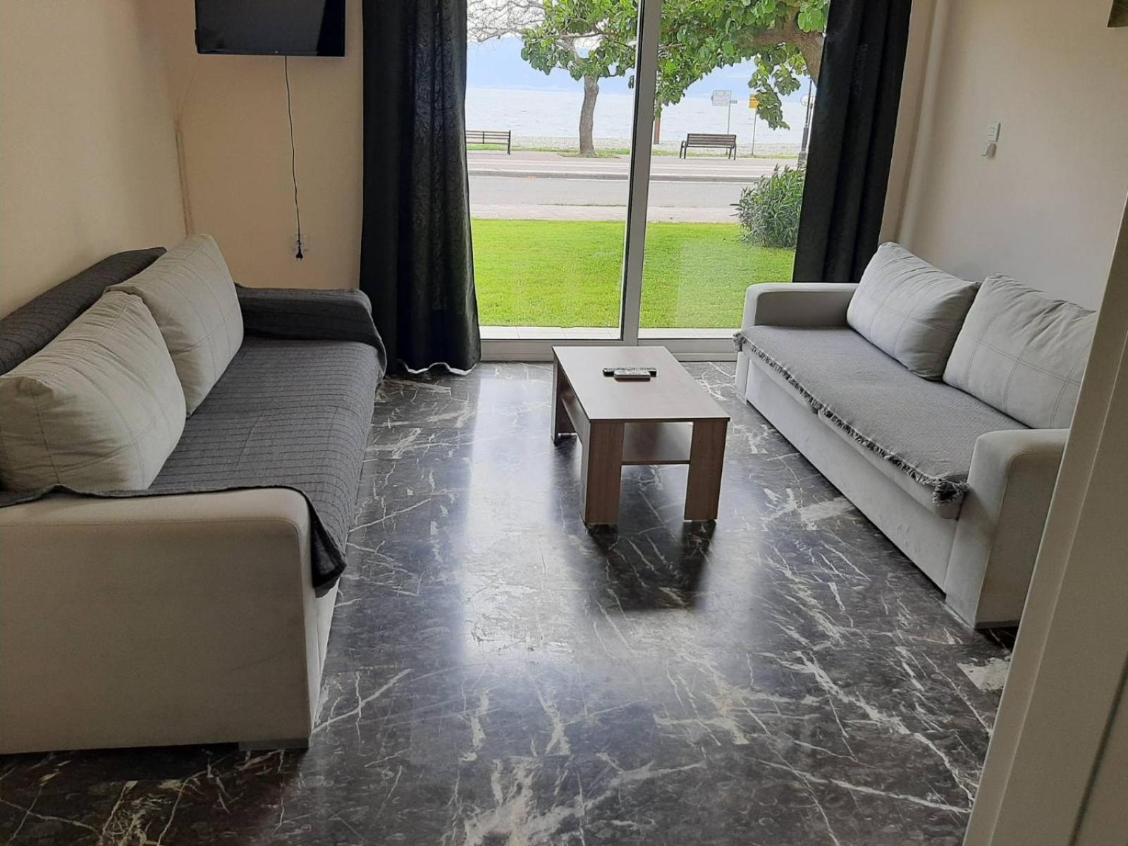 Nafpaktos Seaside Apartment Eksteriør bilde