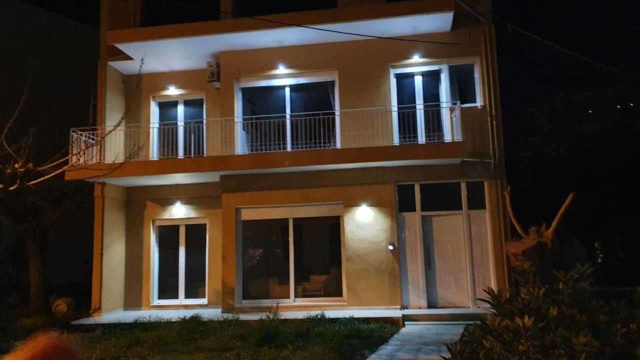 Nafpaktos Seaside Apartment Eksteriør bilde